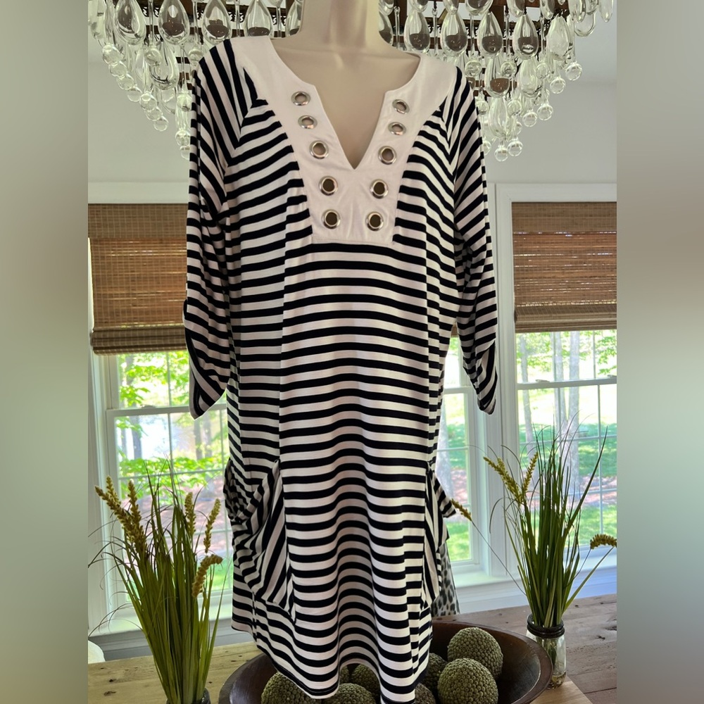 blue island. Cute beachy Navy and White striped dress